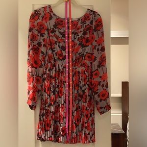 NWOT Floral Belted Dress- size S